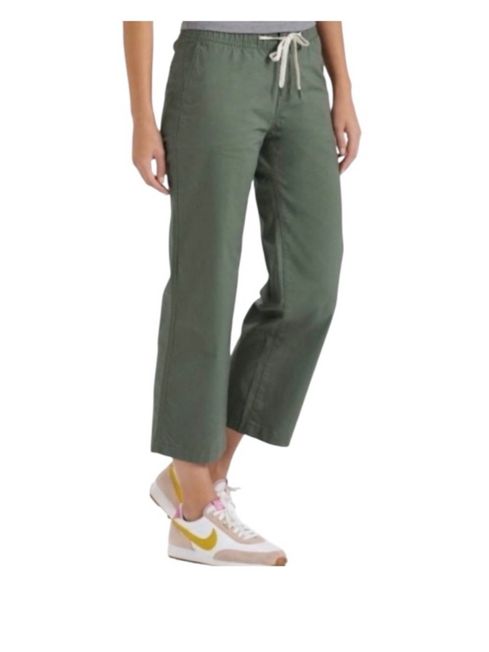 Vuori Women’s Olive Ripstop Cargo Pants Size M Wide Leg New Green
